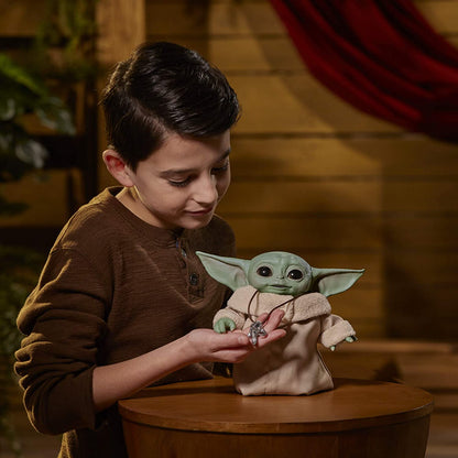 Star Wars The Child Animatronic Edition “AKA Baby Yoda” with Over 25 Sound and Motion Combinations, The Mandalorian Toy for Kids Ages 4 and Up