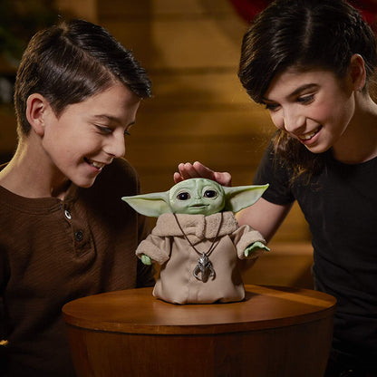 Star Wars The Child Animatronic Edition “AKA Baby Yoda” with Over 25 Sound and Motion Combinations, The Mandalorian Toy for Kids Ages 4 and Up